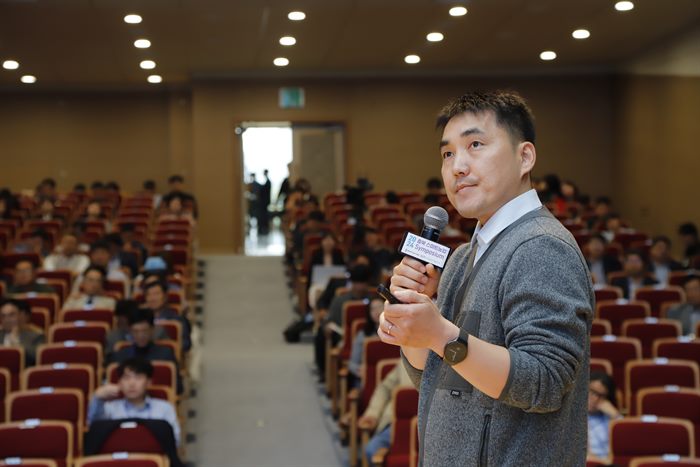 황완선 차장